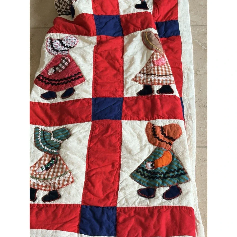 Vintage Sunbonnet Sue Quilt Appliqued Embroidered & Quilted 75X68